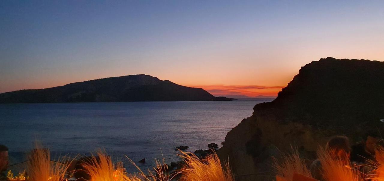 Sea & Mountain Apartment Close To Port And City Lavrion Luaran gambar