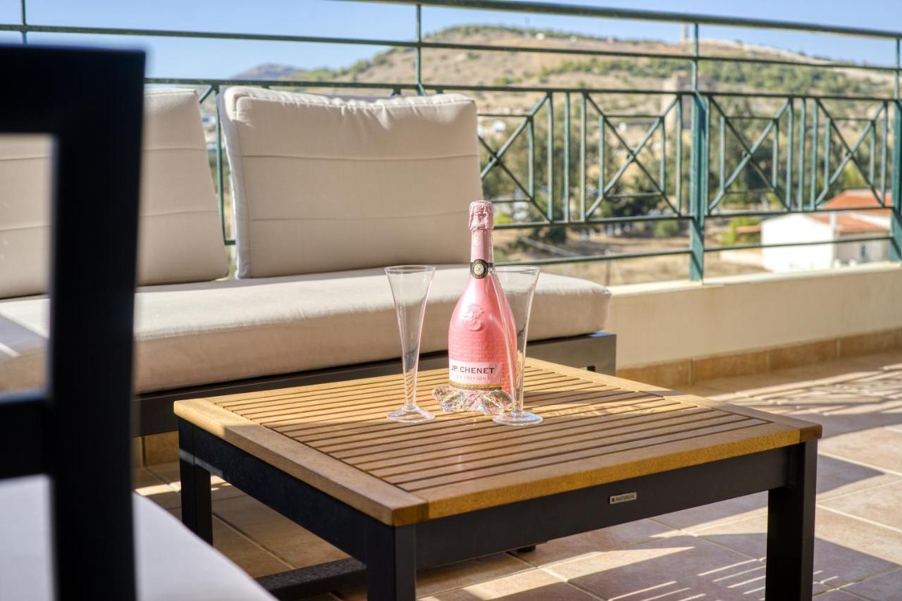 Sea & Mountain Apartment Close To Port And City Lavrion Luaran gambar