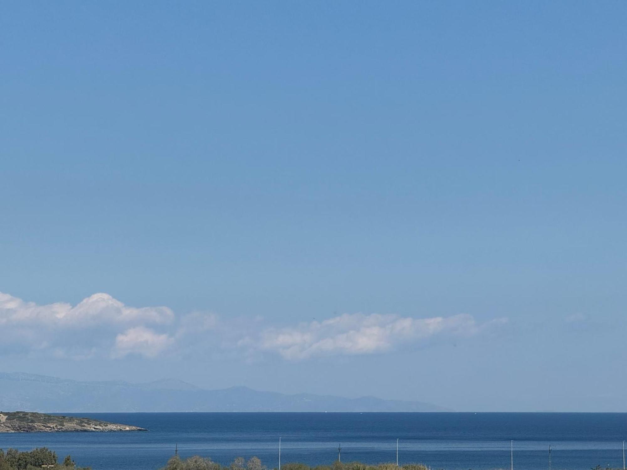 Sea & Mountain Apartment Close To Port And City Lavrion Luaran gambar